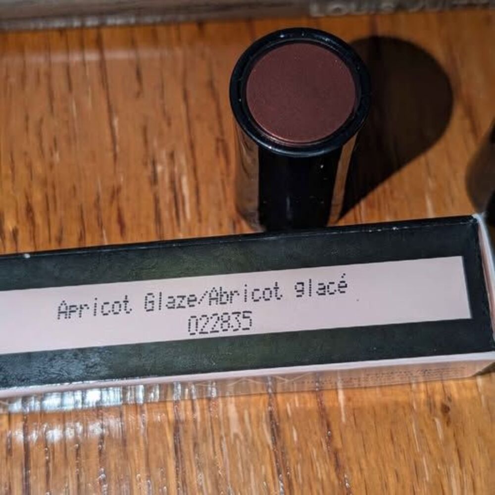 Lot of 2 Mary Kay Crème Lipstick – Apricot Glaze (022835) – Discontinued NIB